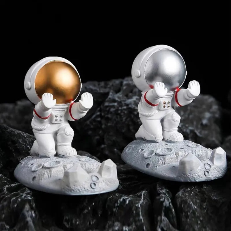 Figurines supports astronautes