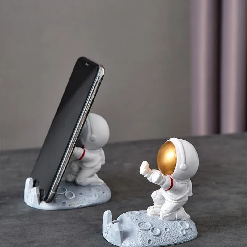 Figurines supports astronautes